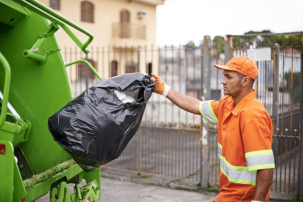 Yard Cleanup Services in Everett, MA